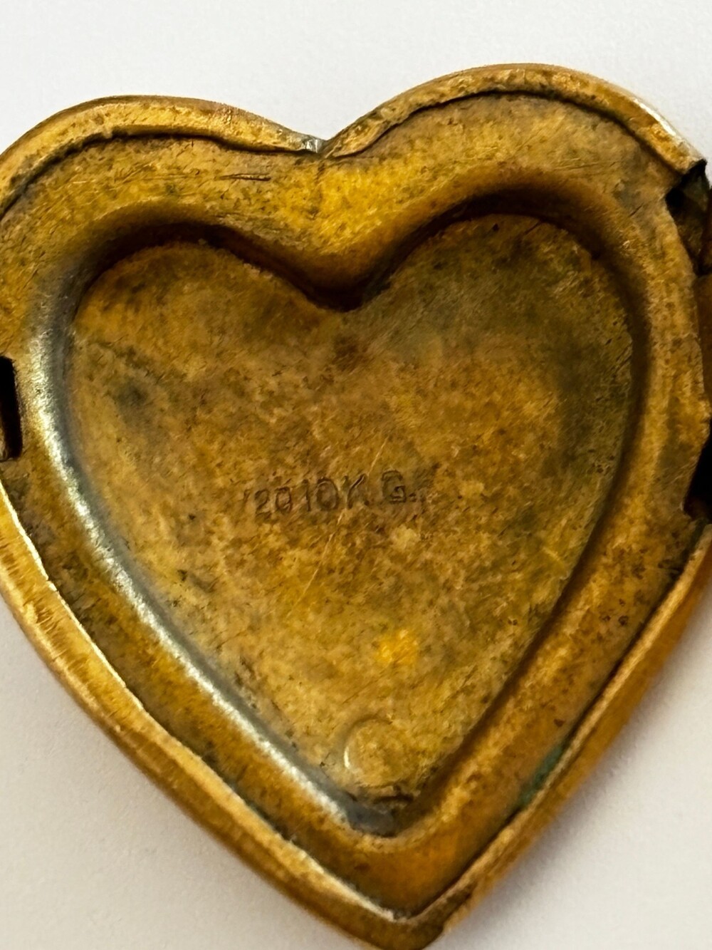 VTG Heart Locket - Picture 3 of 9